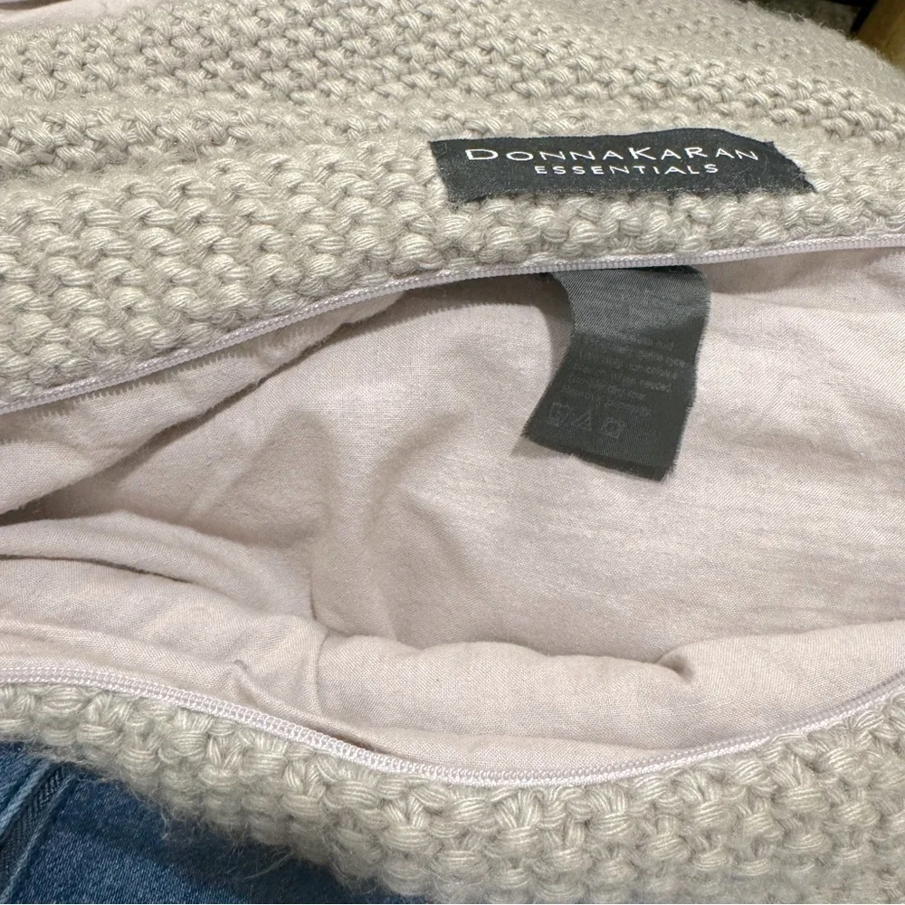 Donna Karan Essentials TWITLIGHT  Knitted Euro Sham 26”x26”